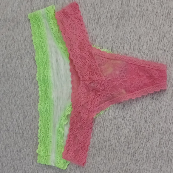 Vs panty bundle - Picture 1 of 7